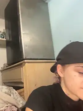 ittybittymeryssa online show from 12-18-25, 10:49