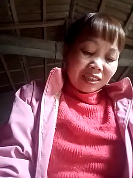  YooY  online show from 10-26-25, 02:17