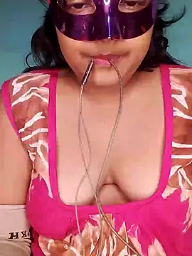 Snapshot of mimi87hoty chatting on 09-11-25, 04:18 mimi87hoty online show from 09-11-25, 04:18