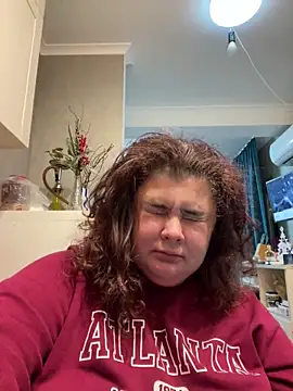 AliceCurlyX online show from 11-28-25, 08:44