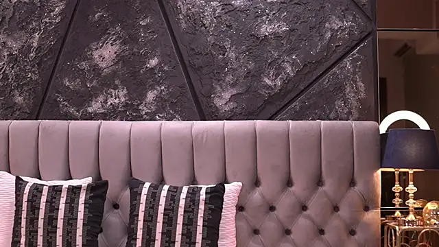 StephieRouse online show from 05-28-26, 07:27
