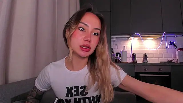 baobei03 online show from 11-13-25, 10:25