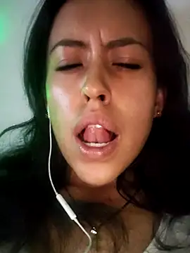 Queen Ashly online show from 09-23-25, 02:14