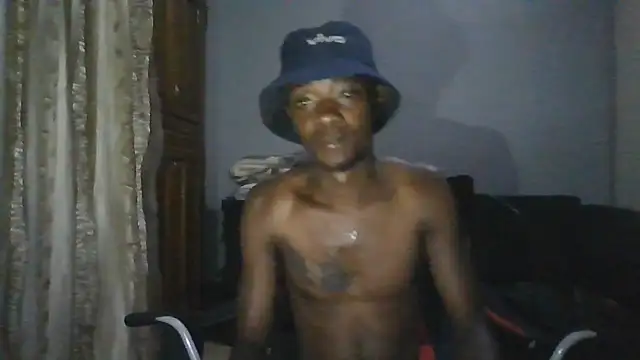 Snapshot of Nykho17 chatting on 02-05-26, 09:30 Nykho17 online show from 02-05-26, 09:30