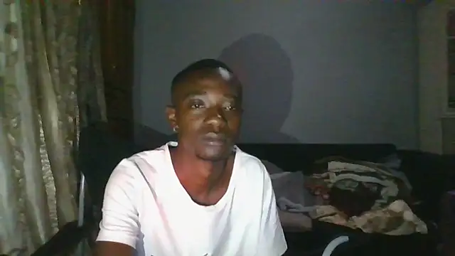 Snapshot of Nykho17 chatting on 02-09-26, 12:36 Nykho17 online show from 02-09-26, 12:36