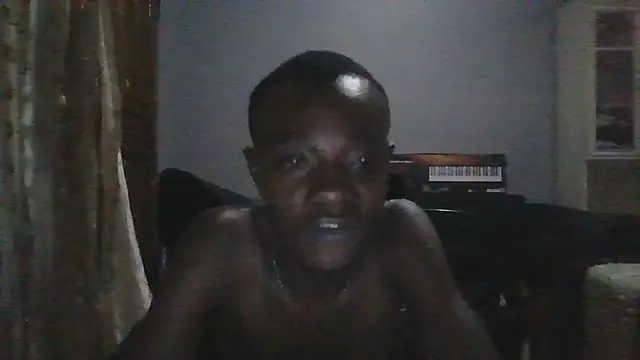 Snapshot of Nykho17 chatting on 02-28-26, 12:11 Nykho17 online show from 02-28-26, 12:11