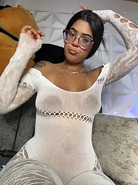 Snapshot of caritobeachdh chatting on 02-27-26, 05:07 caritobeachdh online show from 02-27-26, 05:07