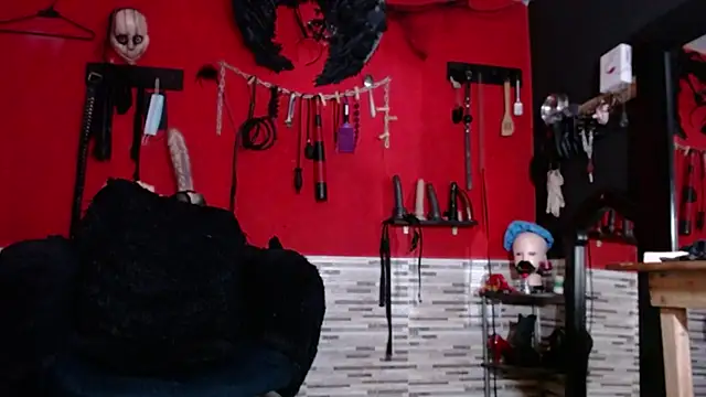 Miss Mirandaa online show from 04-12-26, 12:04