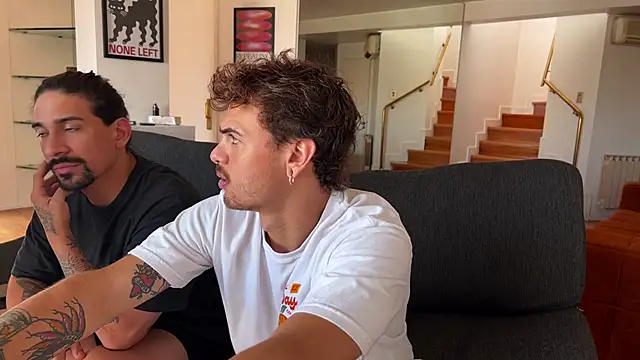 Snapshot of lenruy chatting on 11-16-25, 06:57 lenruy online show from 11-16-25, 06:57