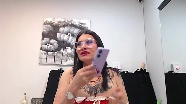 DonnaJoness online show from 11-10-25, 06:51