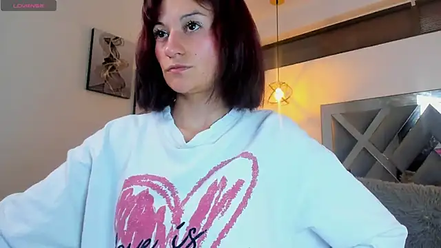 Snapshot of Candy_Hott7 chatting on 09-23-25, 08:56 Candy Hott7 online show from 09-23-25, 08:56