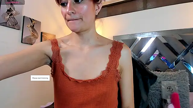 Snapshot of Candy_Hott7 chatting on 09-27-25, 02:11 Candy Hott7 online show from 09-27-25, 02:11