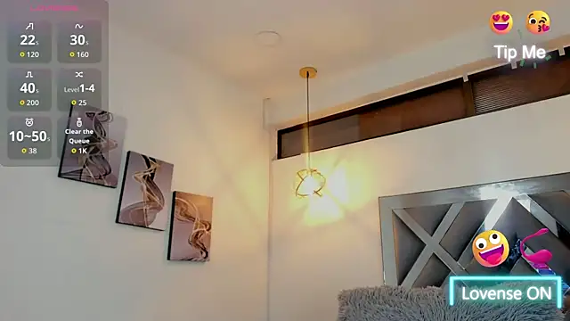 Snapshot of Candy_Hott7 chatting on 10-08-25, 08:39 Candy Hott7 online show from 10-08-25, 08:39