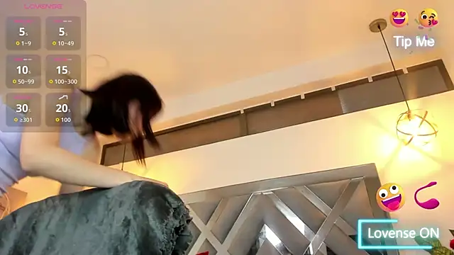 Snapshot of Candy_Hott7 chatting on 10-20-25, 07:58 Candy Hott7 online show from 10-20-25, 07:58