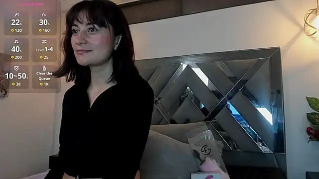 Snapshot of Candy_Hott7 chatting on 11-11-25, 08:42 Candy Hott7 online show from 11-11-25, 08:42