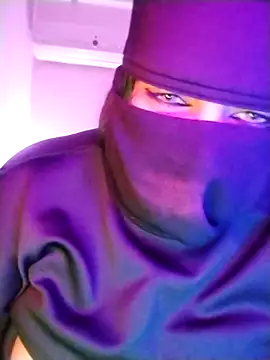 lilyan12 online show from 03-18-26, 11:52