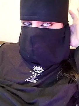 lilyan12 online show from 05-11-26, 02:17
