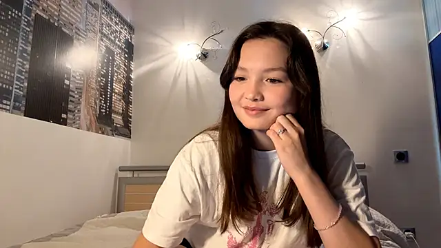 Snapshot of KiraVelvet chatting on 09-20-25, 06:25 KiraVelvet online show from 09-20-25, 06:25