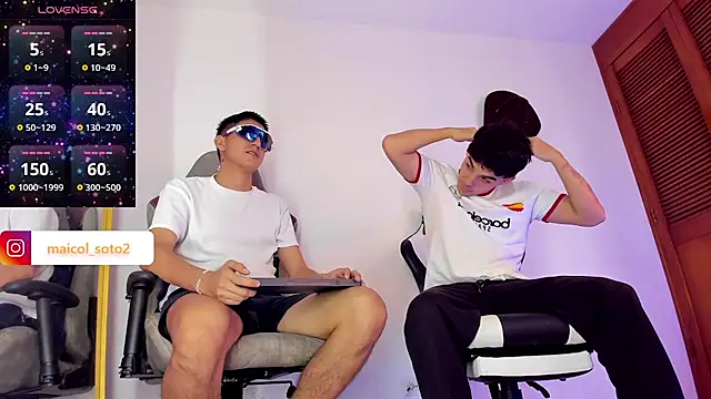 sotooliver3 online show from 10-09-25, 07:56