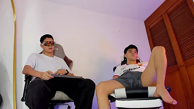 sotooliver3 online show from 11-20-25, 09:25