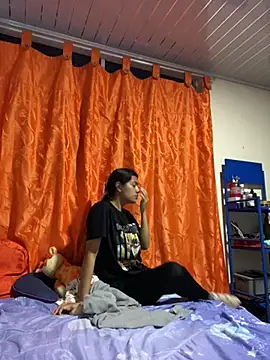 Snapshot of Nezuko-uWux chatting on 09-21-25, 12:01 Nezuko-uWux online show from 09-21-25, 12:01