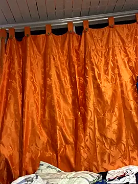 Snapshot of Nezuko-uWux chatting on 11-29-25, 07:11 Nezuko-uWux online show from 11-29-25, 07:11