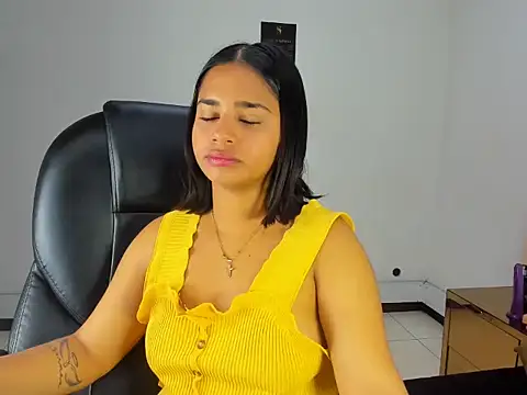 ScarletDoll online show from 09-27-25, 03:11