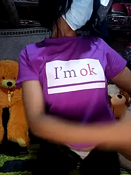 Snapshot of emali_baba chatting on 01-17-26, 05:27 emali baba online show from 01-17-26, 05:27