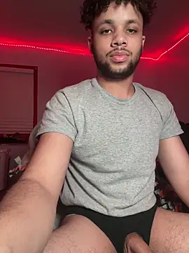 Snapshot of Troydaddy578 chatting on 12-19-25, 07:04 Troydaddy578 online show from 12-19-25, 07:04