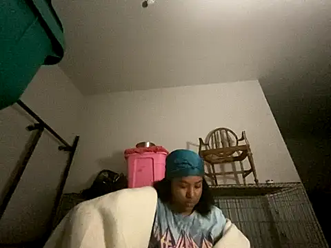 princesslivv online show from 10-28-25, 04:49