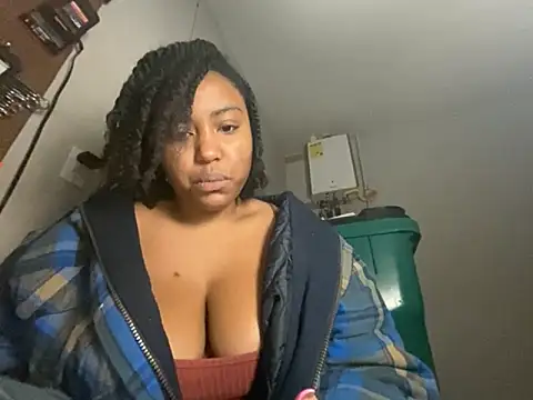 princesslivv online show from 11-28-25, 05:21