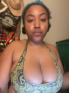 princesslivv online show from 04-13-26, 01:44