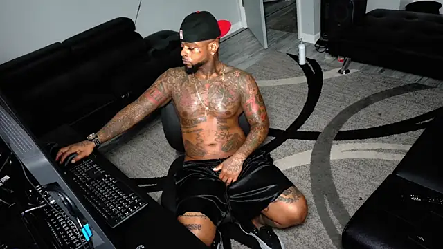 SLANGONDEMHOES online show from 03-08-26, 04:38