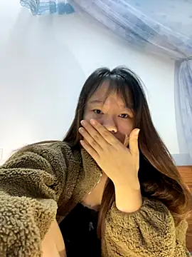 Snapshot of Hinne07 chatting on 12-04-25, 02:26 Hinne07 online show from 12-04-25, 02:26