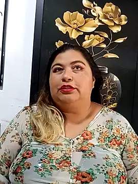 curvy diva  online show from 10-05-25, 12:03