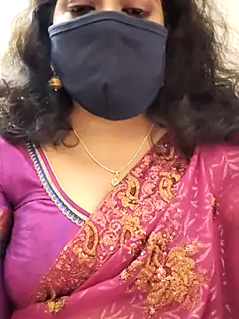 saritha29 online show from 09-17-25, 04:52