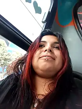 snow belle online show from 10-27-25, 08:24