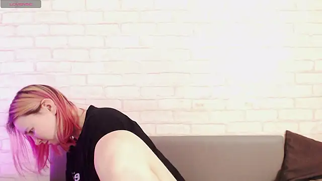 Ericha Stone online show from 02-03-26, 06:40