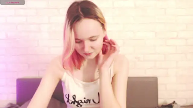 Ericha Stone online show from 02-10-26, 07:56