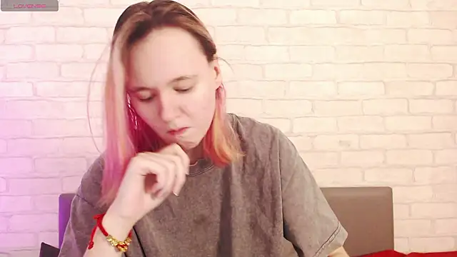 Ericha Stone online show from 02-27-26, 01:16