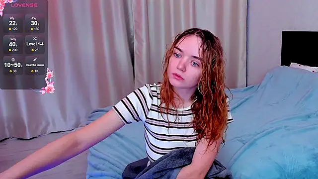 JanetShy online show from 09-22-25, 07:10