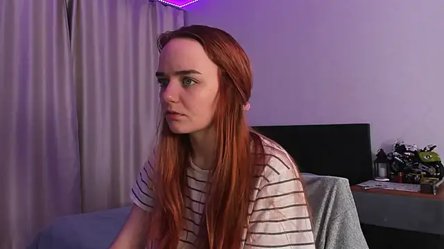 JanetShy online show from 10-28-25, 07:01