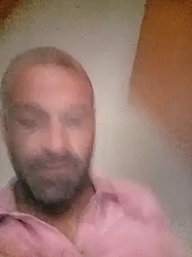 Snapshot of bomcasal chatting on 10-24-25, 12:45 bomcasal online show from 10-24-25, 12:45