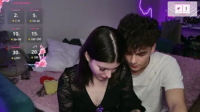 Alice18James online show from 10-07-25, 07:44