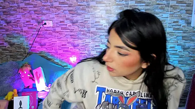 Snapshot of sammy_bunny1 chatting on 03-20-26, 03:00 sammy bunny1 online show from 03-20-26, 03:00