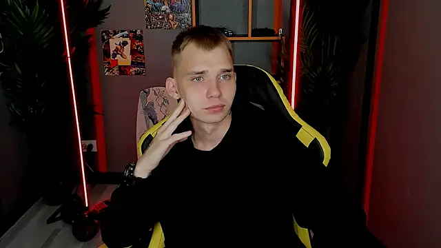 Snapshot of TimBlaks chatting on 10-13-25, 08:53 TimBlaks online show from 10-13-25, 08:53