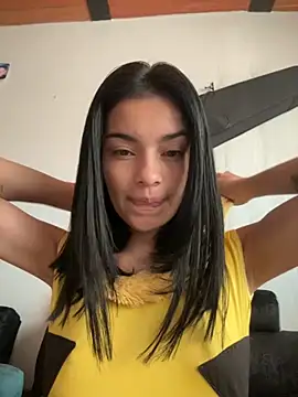 Snapshot of blinkiii_ chatting on 09-11-25, 12:27 blinkiii online show from 09-11-25, 12:27