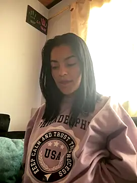 Snapshot of blinkiii_ chatting on 09-17-25, 01:35 blinkiii online show from 09-17-25, 01:35