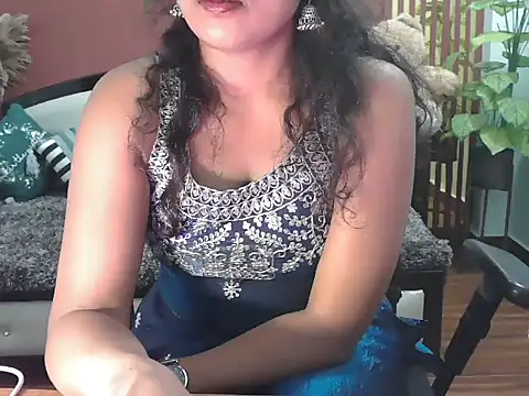 shaalu sharma online show from 11-29-25, 11:30