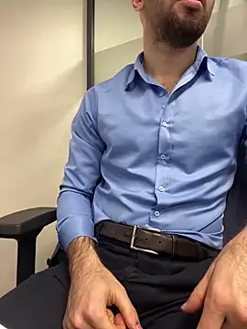 Snapshot of speddy34 chatting on 02-06-26, 06:29 speddy34 online show from 02-06-26, 06:29